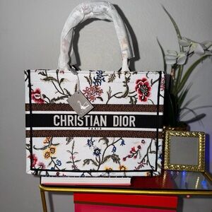 Medium book Tote floral Bag top handle